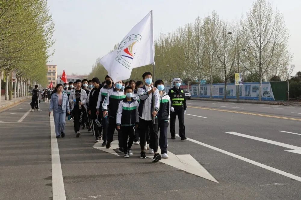 1617152699333121.jpg 图片